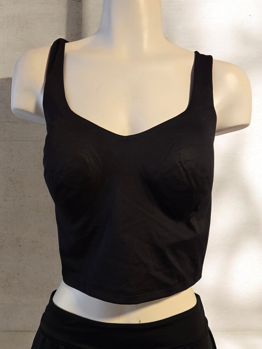 🖤 Old Navy Active PowerSoft Crop Tank 🖤 Size Large